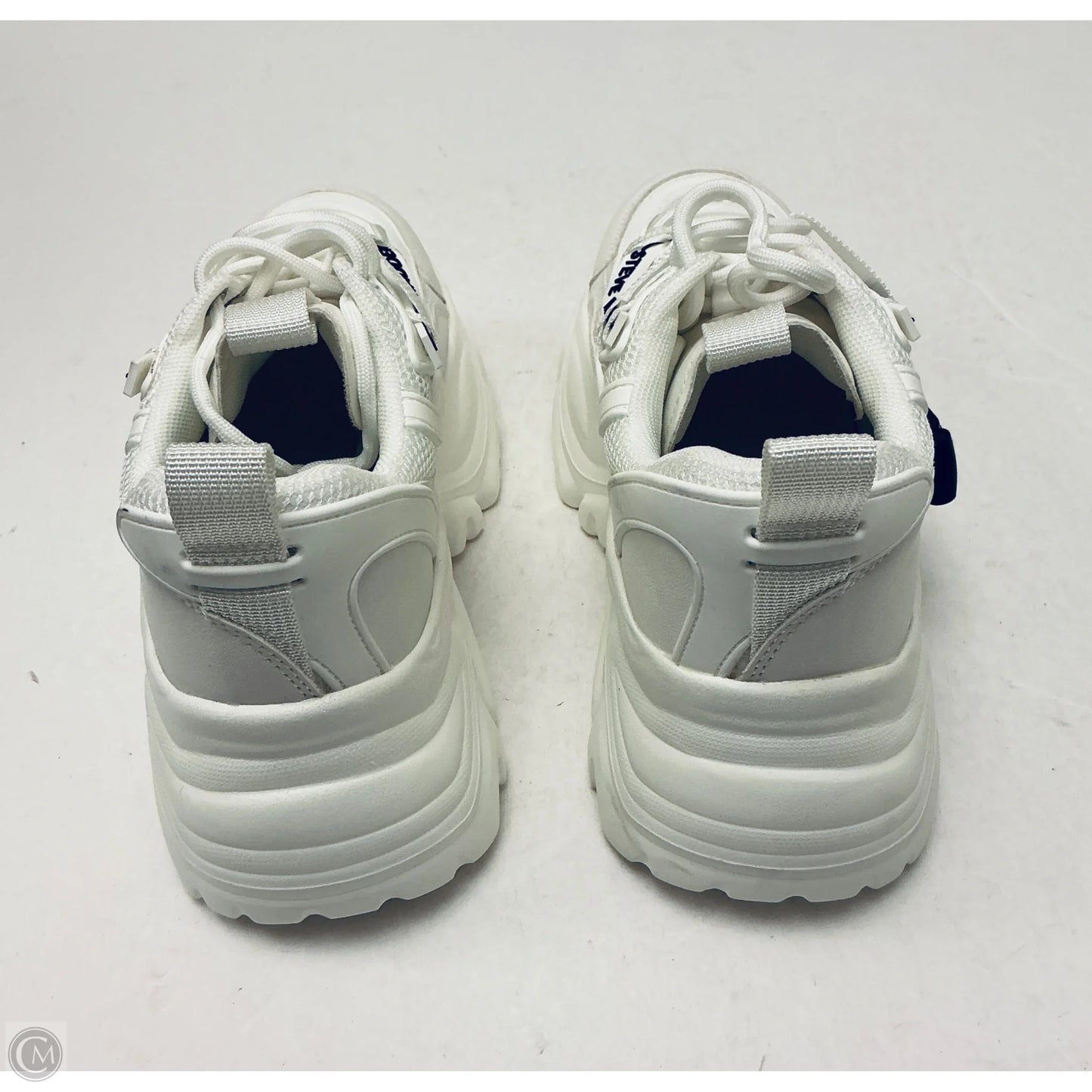 Shoes Athletic By Steve Madden In White, Size: 6