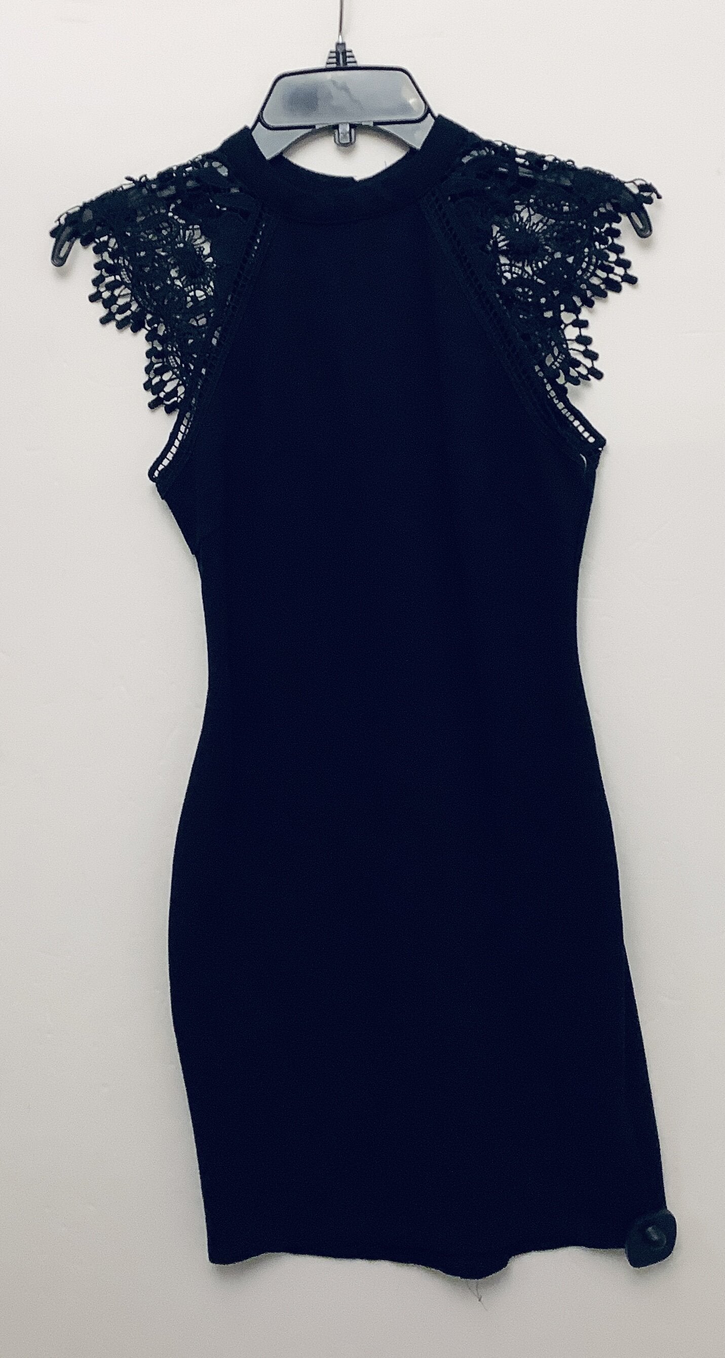 Dress Casual Short By Iris Size: S