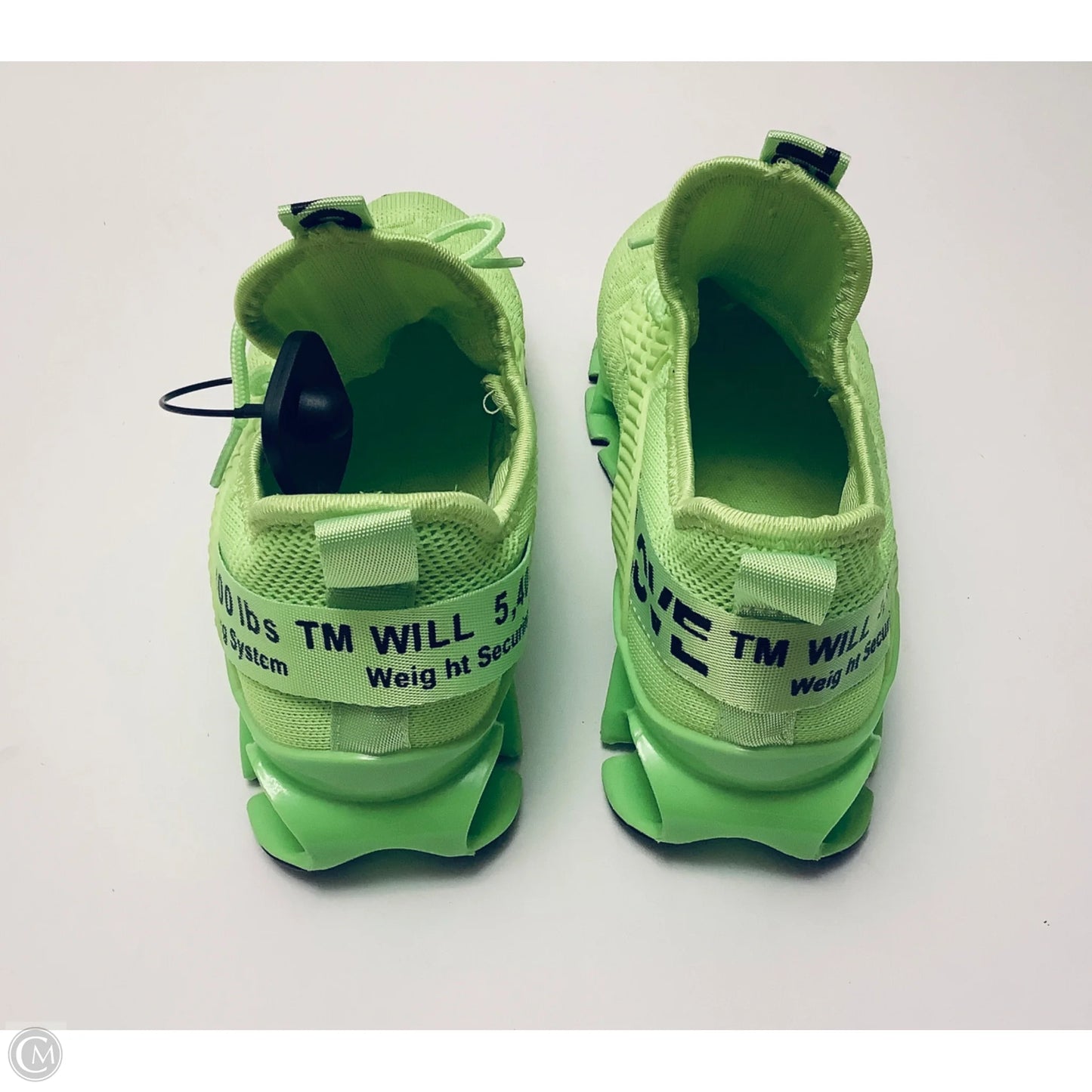 Shoes Sneakers By Cme In Green, Size: 9