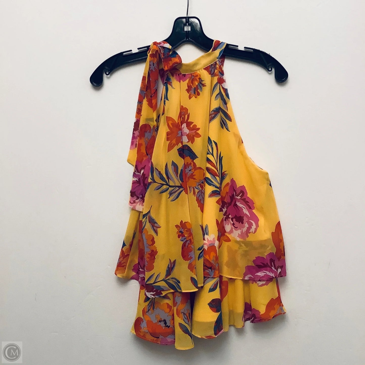 Top Sleeveless Basic By Cece In Yellow, Size: S