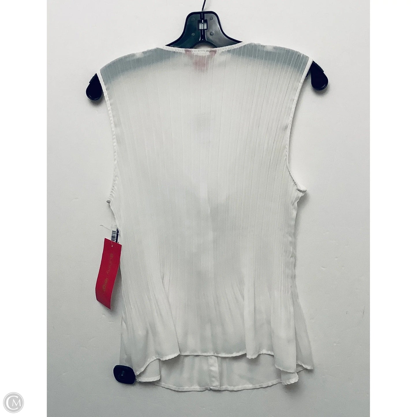 Top Sleeveless By Sunny Leigh In White, Size: L