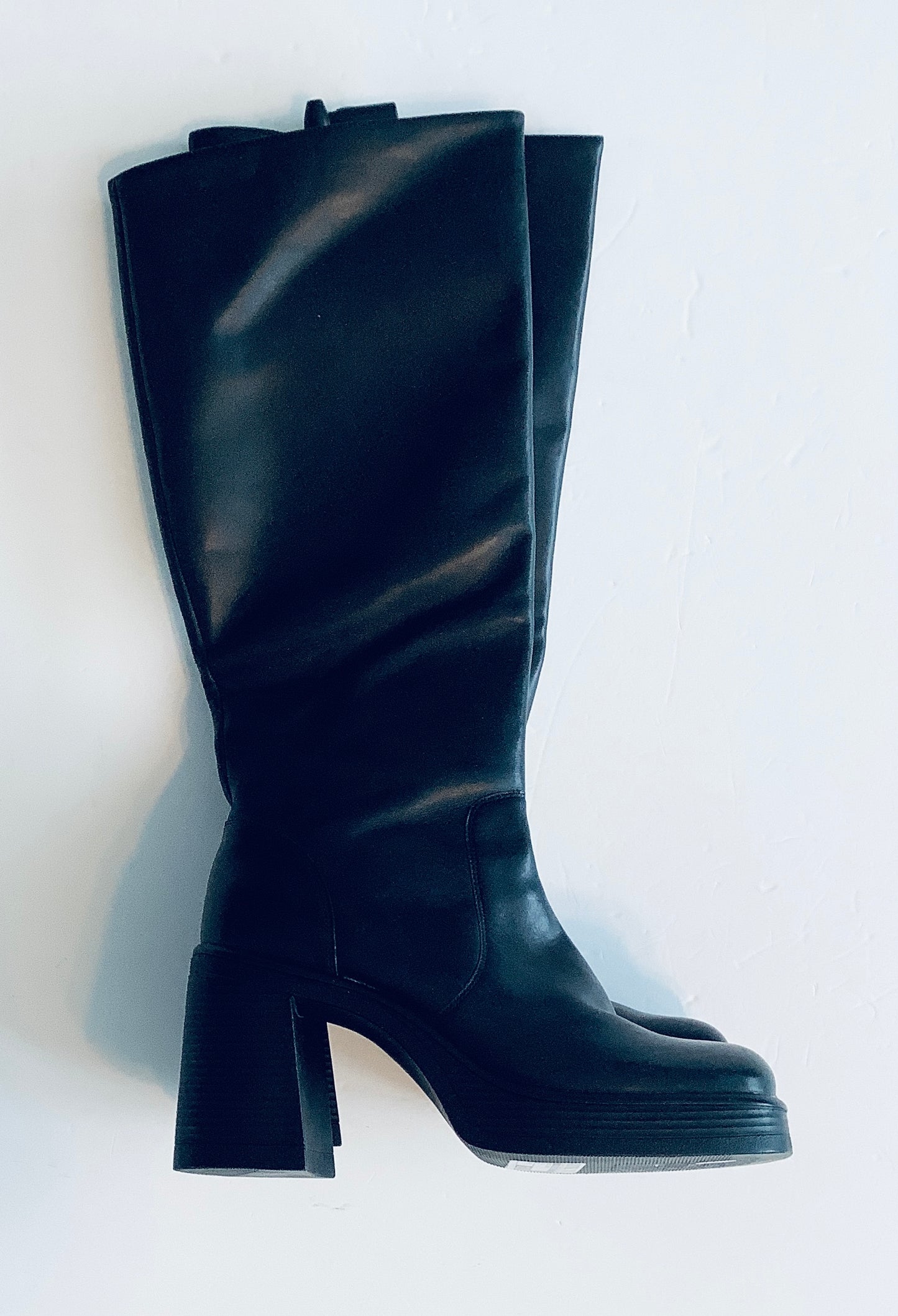 Boots Leather By Clothes Mentor In Black, Size: 9