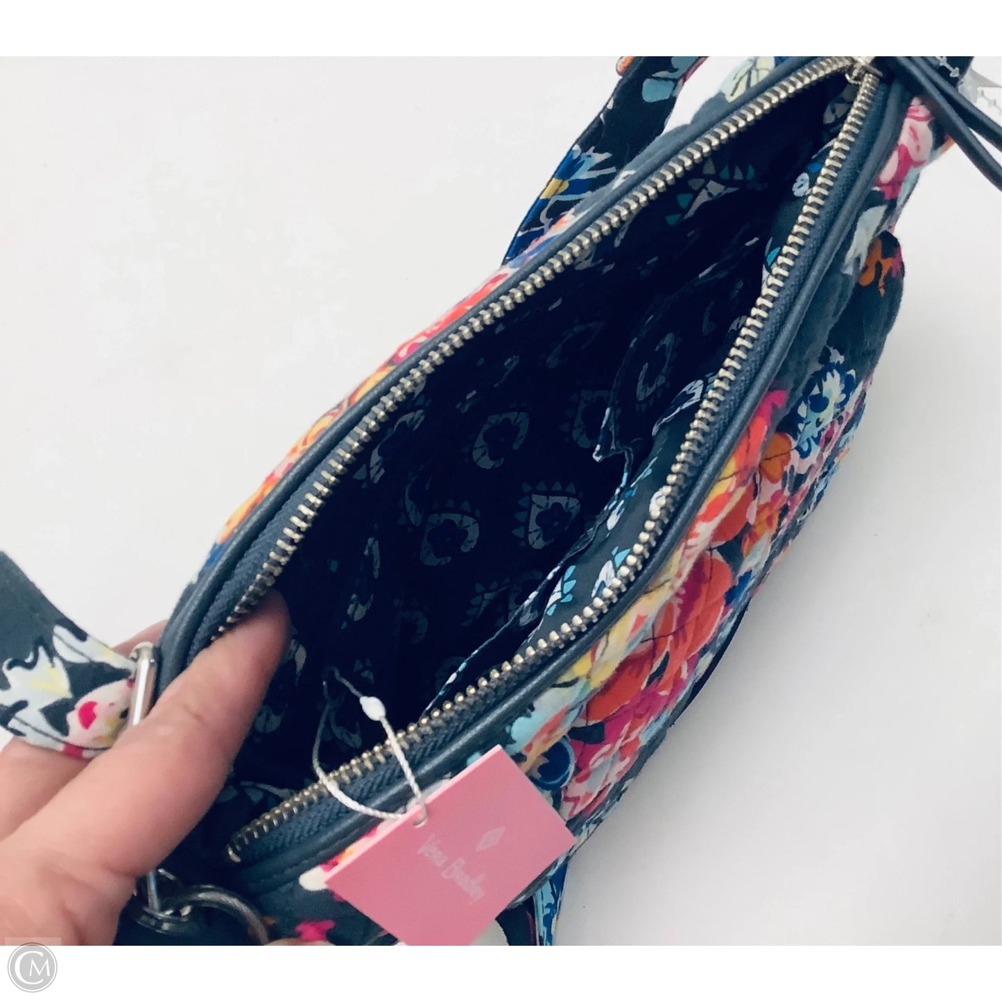 Handbag By Vera Bradley, Size: Small