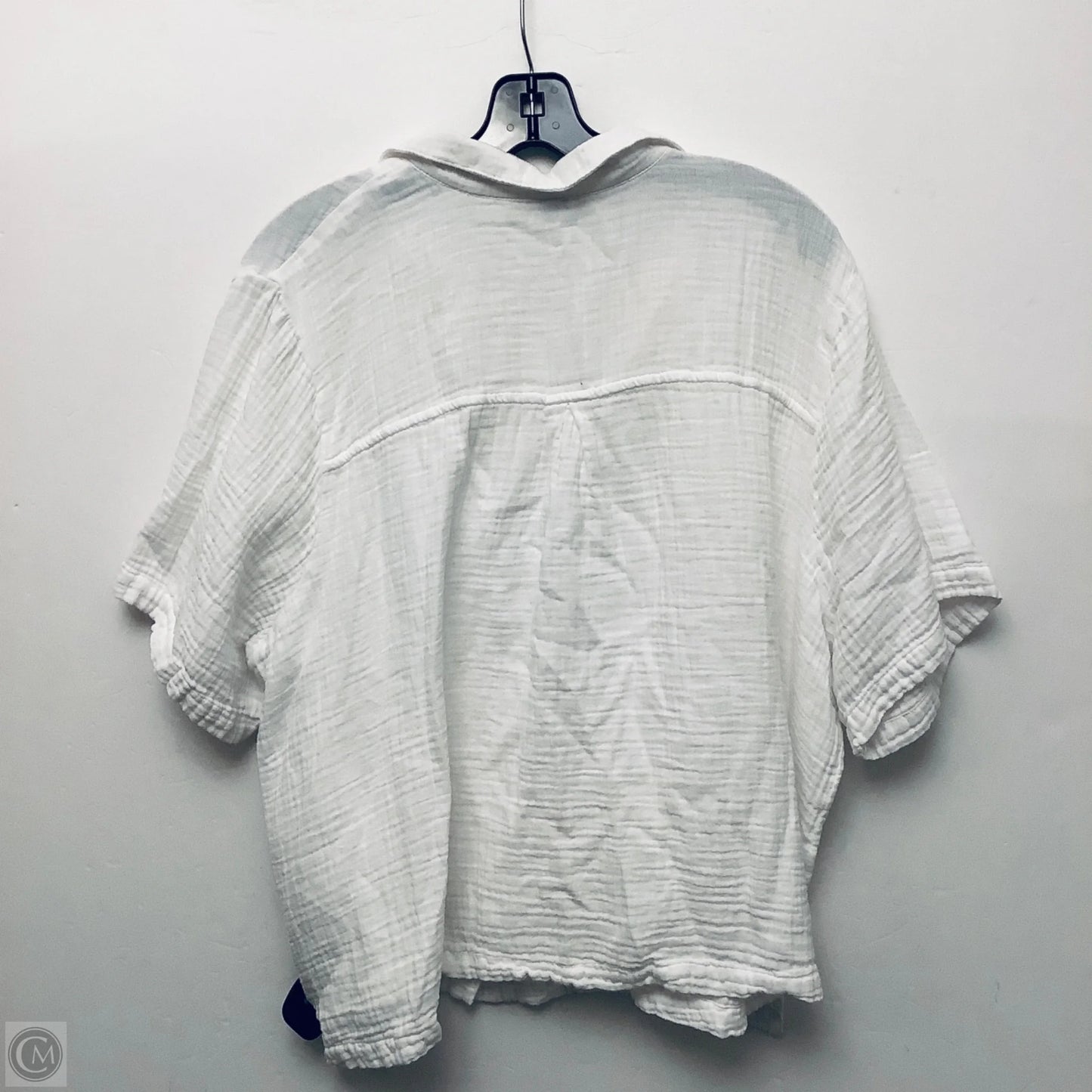 Top Short Sleeve By Old Navy In White, Size: 2x