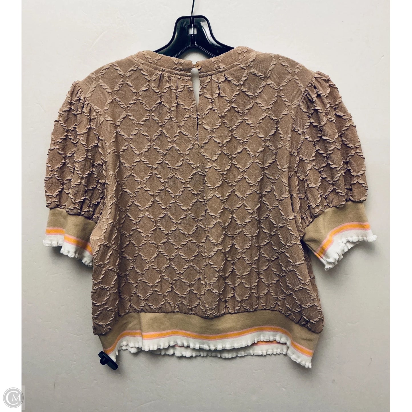 Top Short Sleeve By Voy In Tan, Size: L