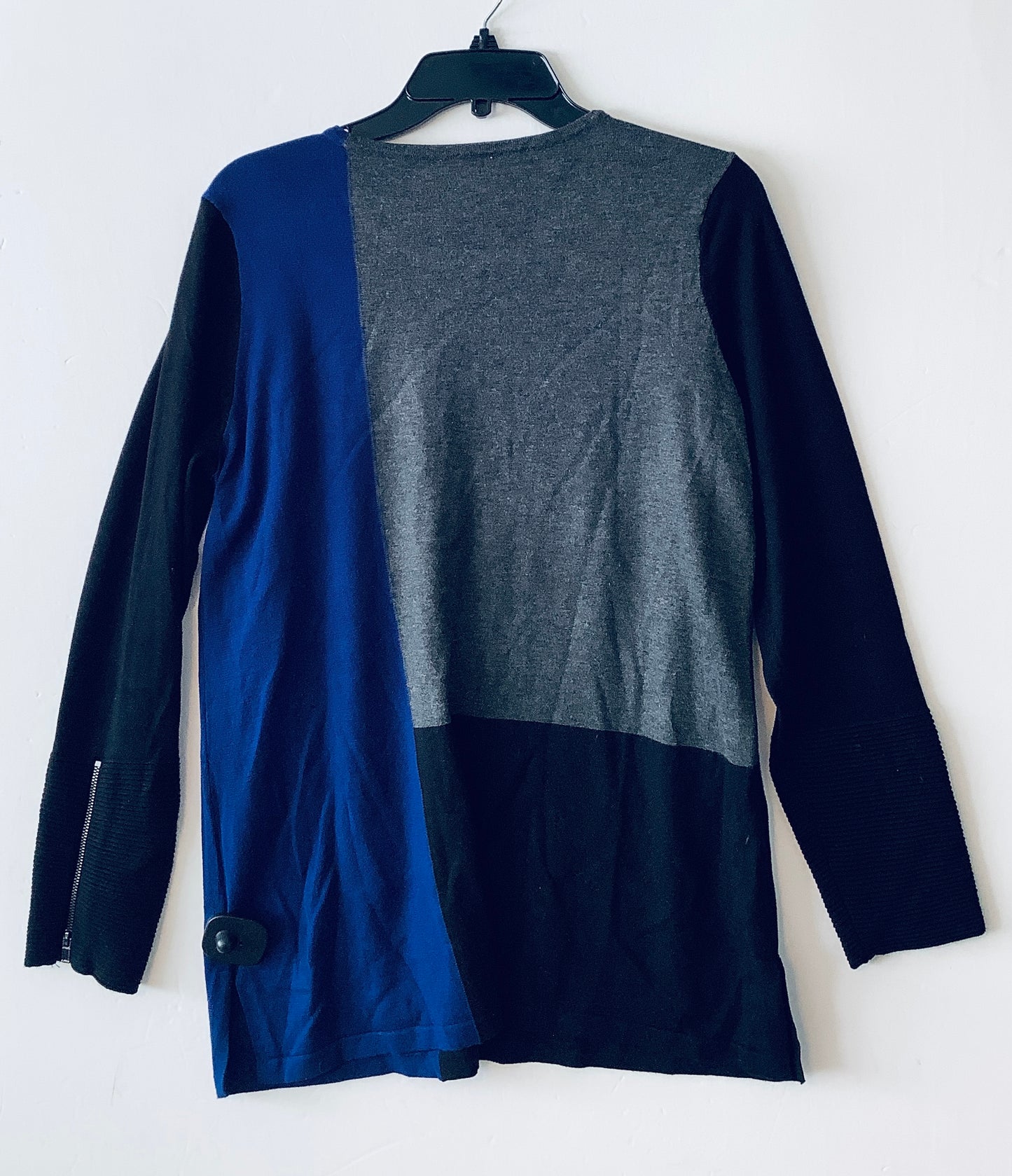 Sweater By Chicos In Grey, Size: M