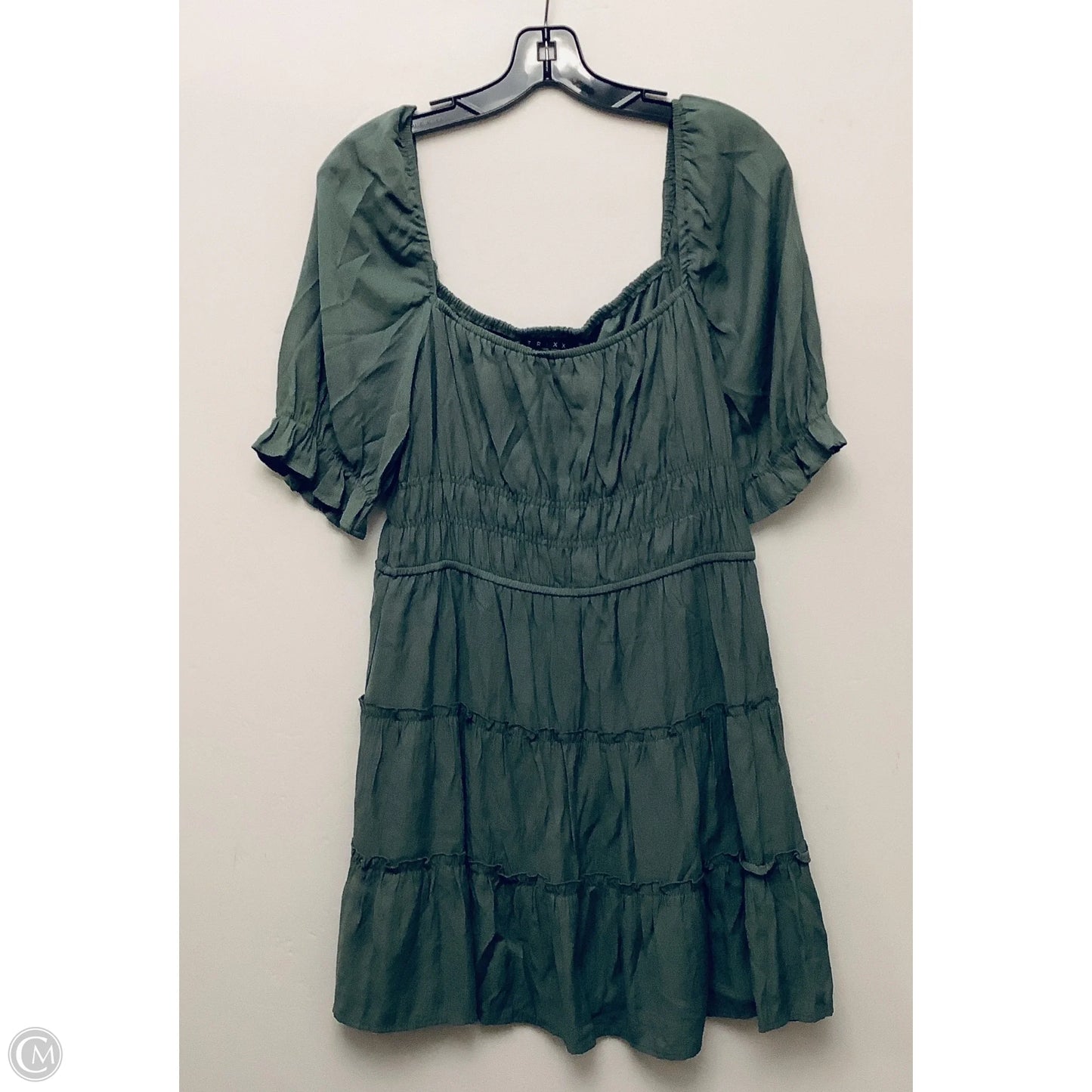 Dress Casual Short By Trixxi In Green, Size: Xl