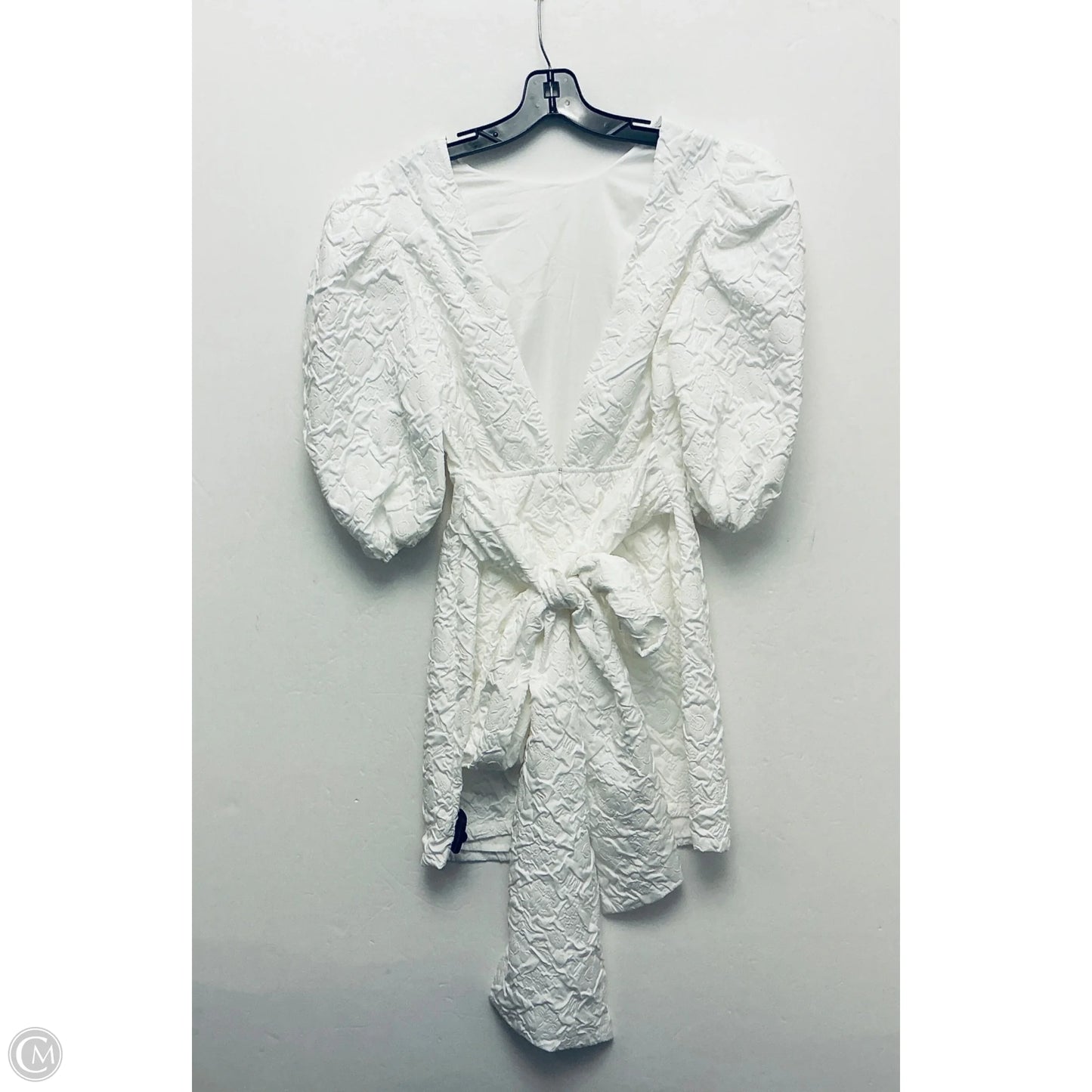 Dress Casual Short By Cme In White, Size: M