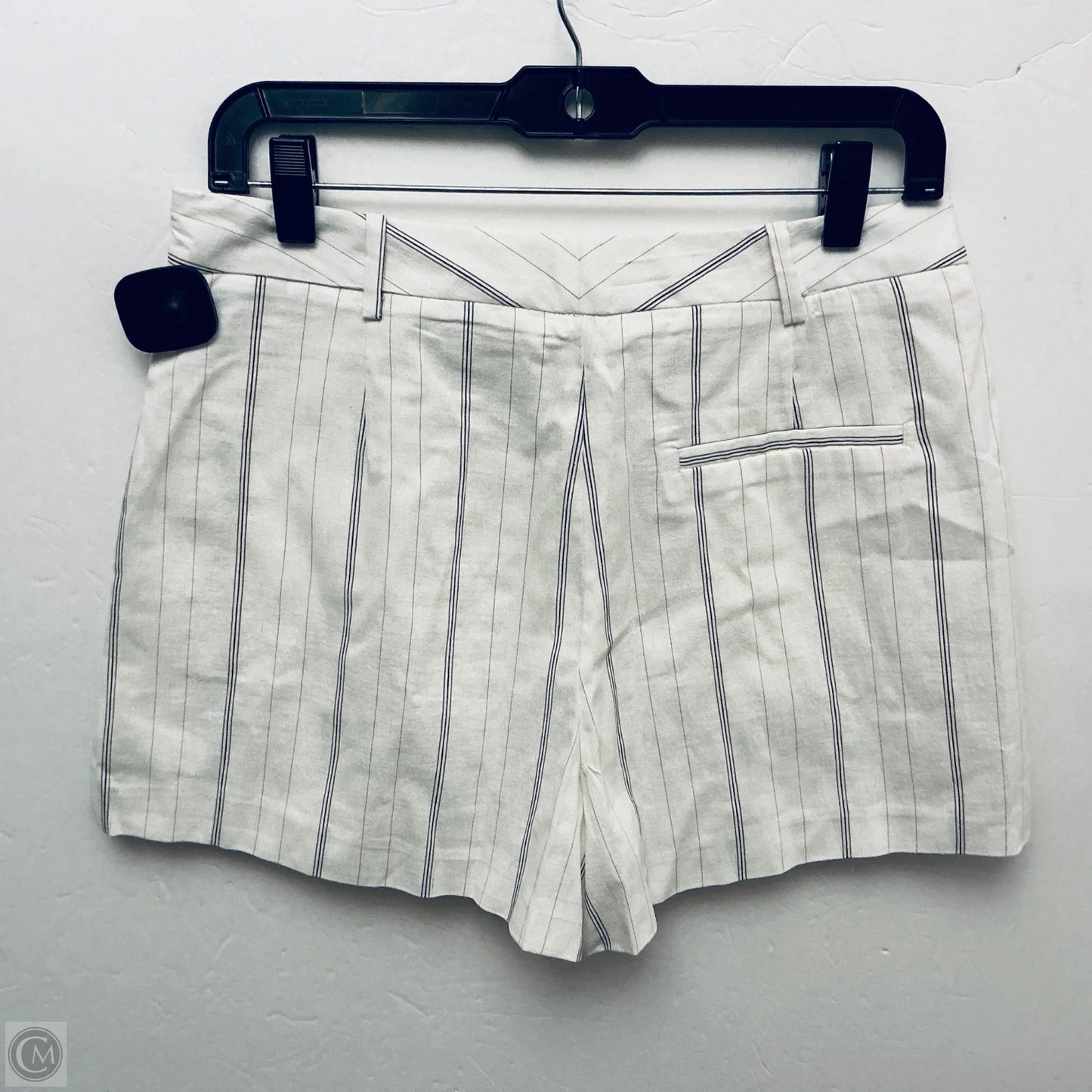 Shorts By Zara In Beige, Size: 8