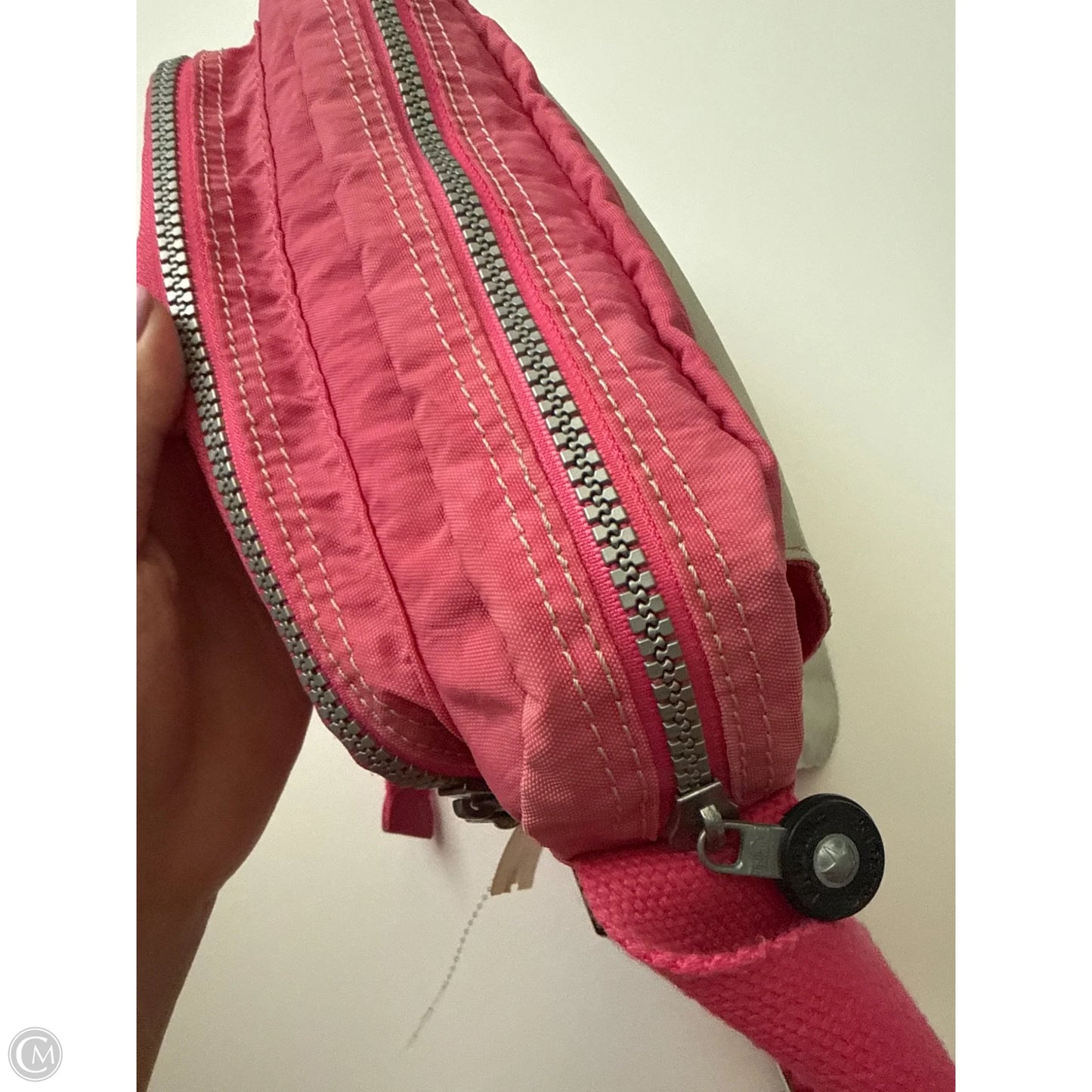 Crossbody By Kipling, Size: Medium