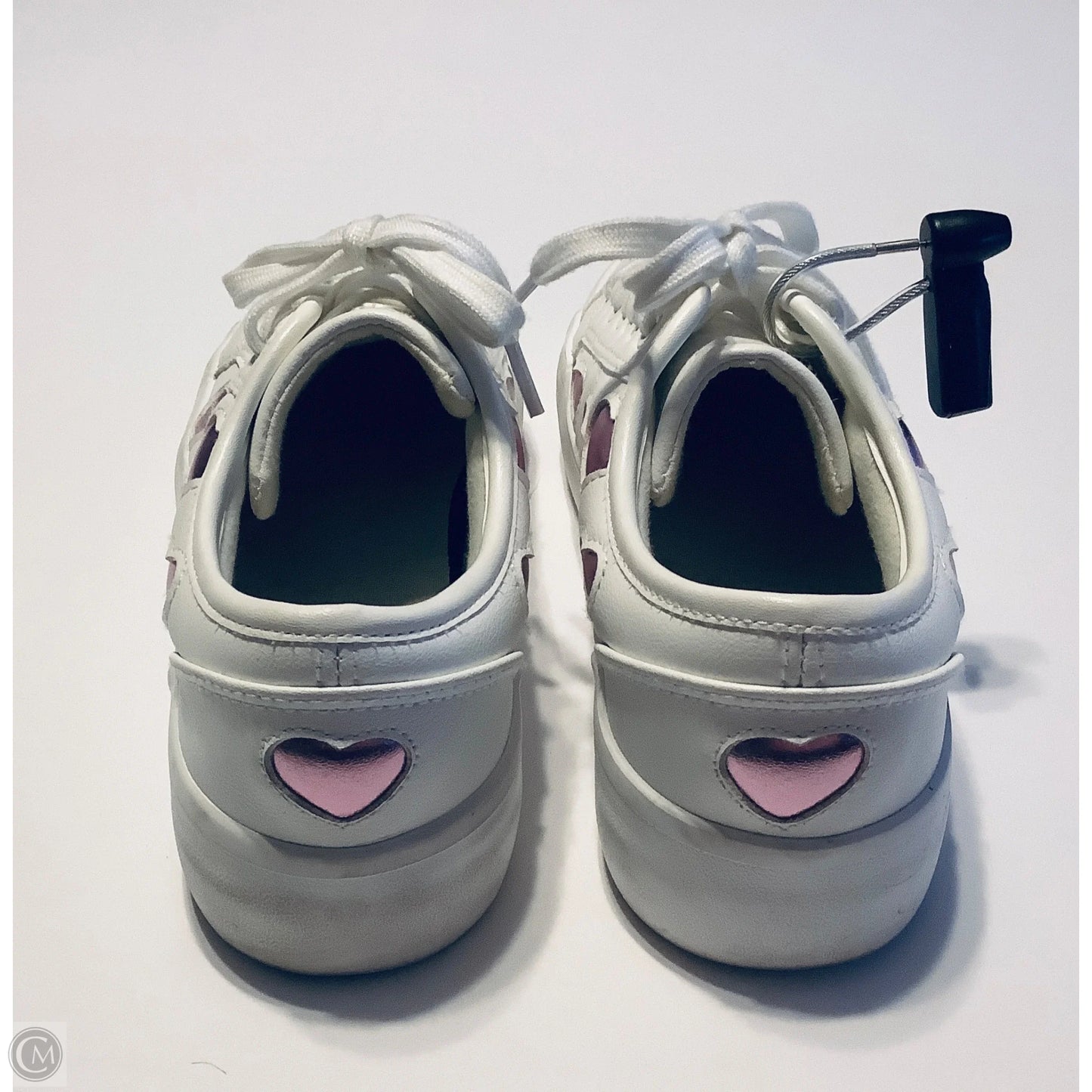 Shoes Sneakers By Cmc In White, Size: 7
