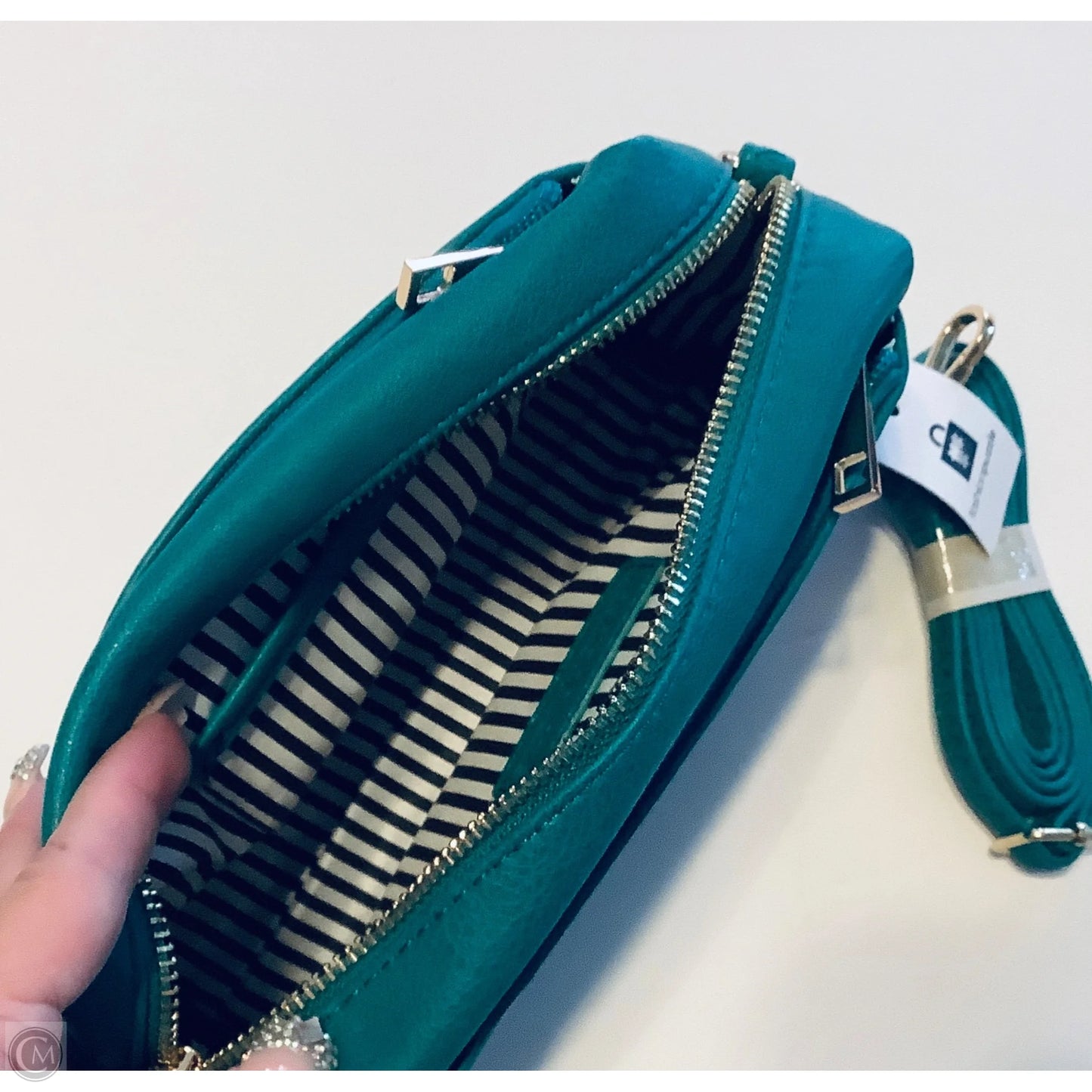 Crossbody By Cme, Size: Small