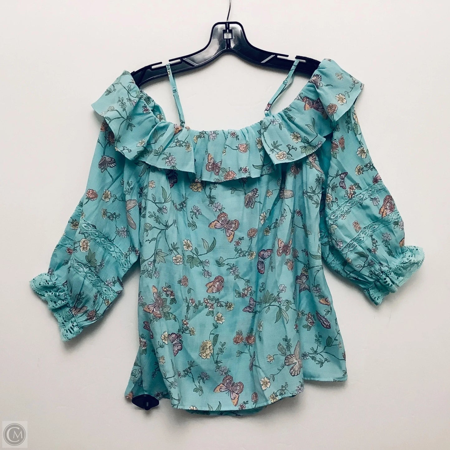 Top Long Sleeve By Cato In Green, Size: M