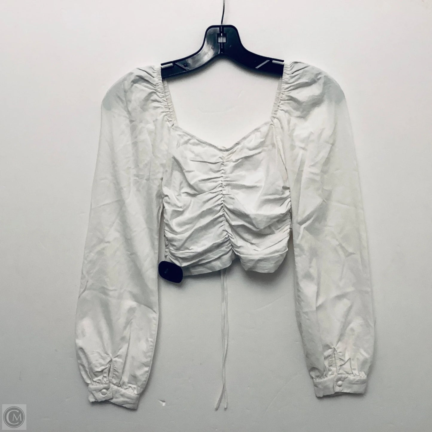 Top Long Sleeve By Clothes Mentor In White, Size: S
