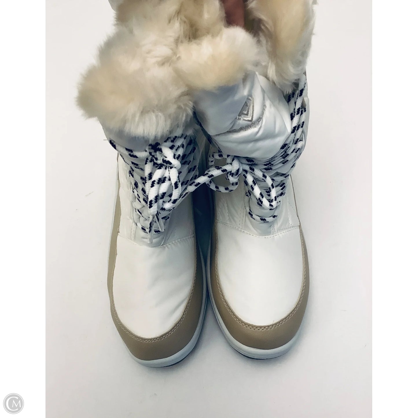 Boots Snow By Clothes Mentor In White, Size: 10
