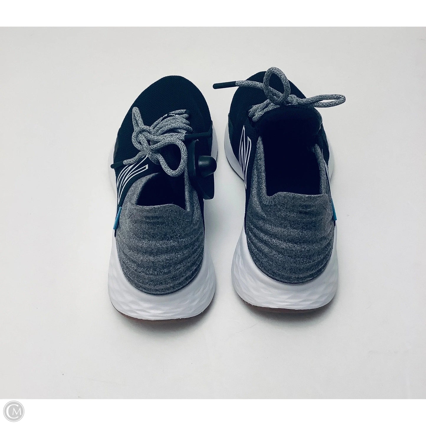 Shoes Athletic By New Balance In Black & Grey, Size: 9