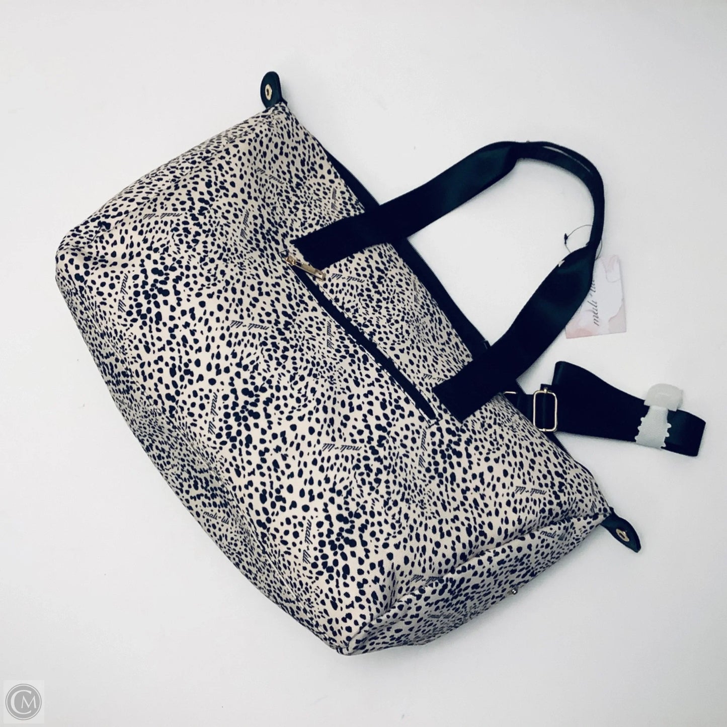 Tote By Clothes Mentor, Size: Medium