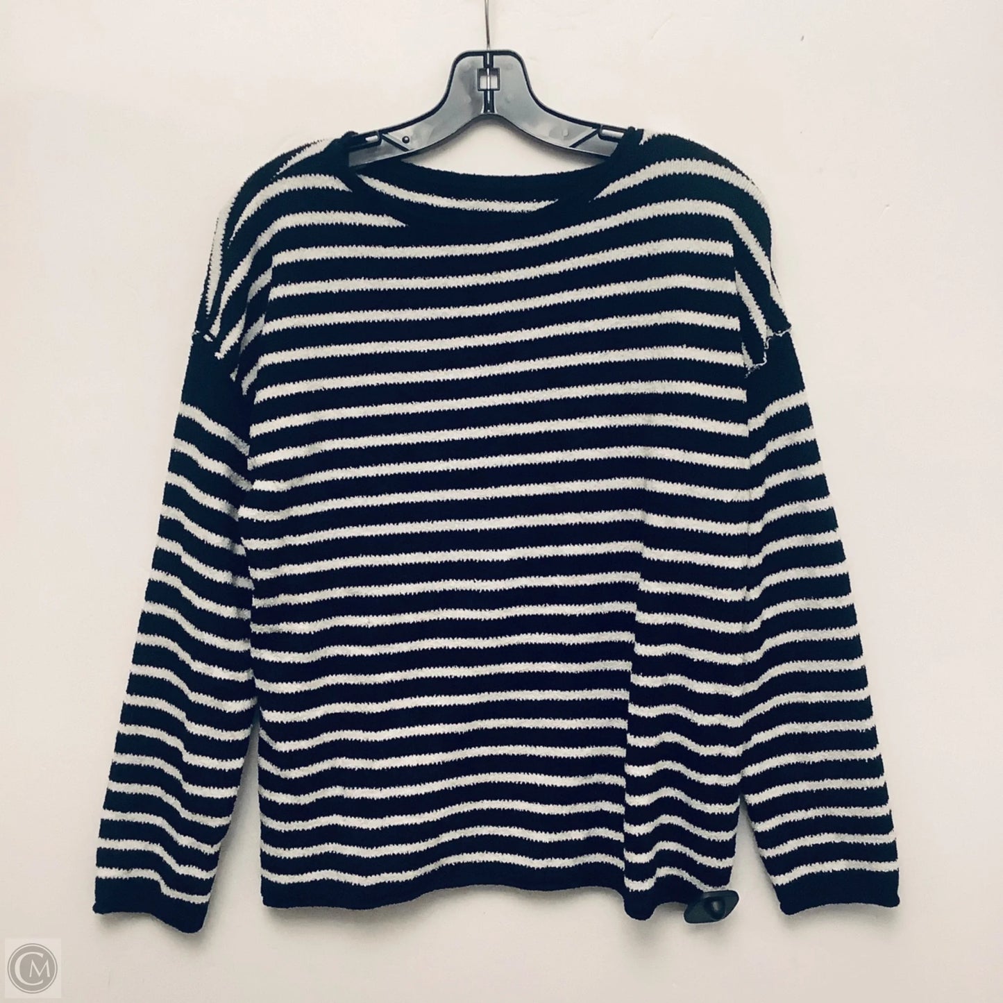 Sweater By Clothes Mentor In Black & White, Size: S