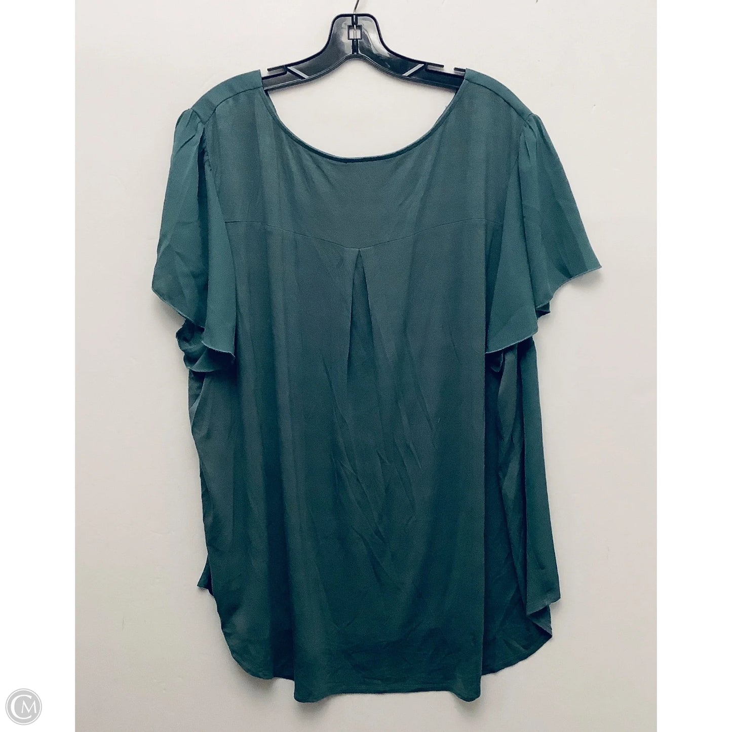Top Short Sleeve By Fortune & Ivy In Green, Size: 3x