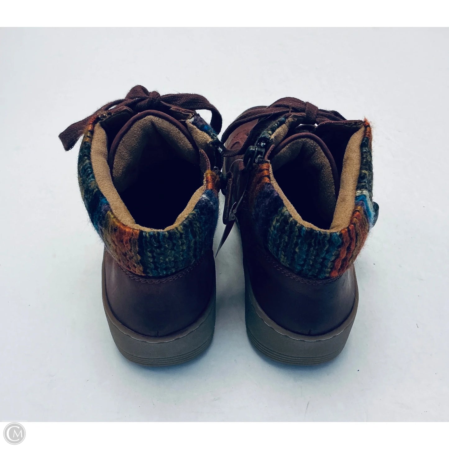 Shoes Sneakers By Comfortiva In Red, Size: 7.5