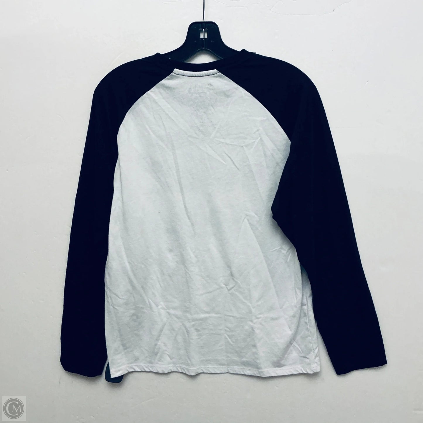 Top Long Sleeve By Clothes Mentor In Black & White, Size: M