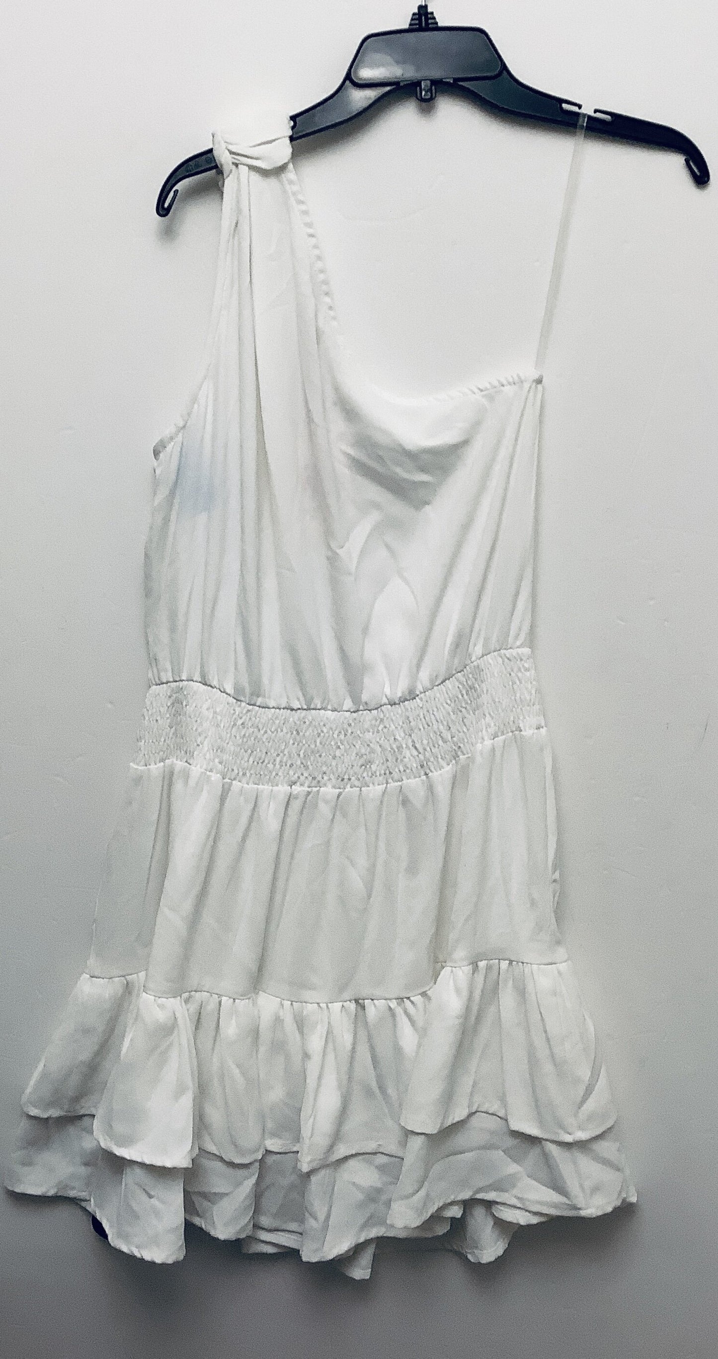 Dress Casual Short By Entro Size: L