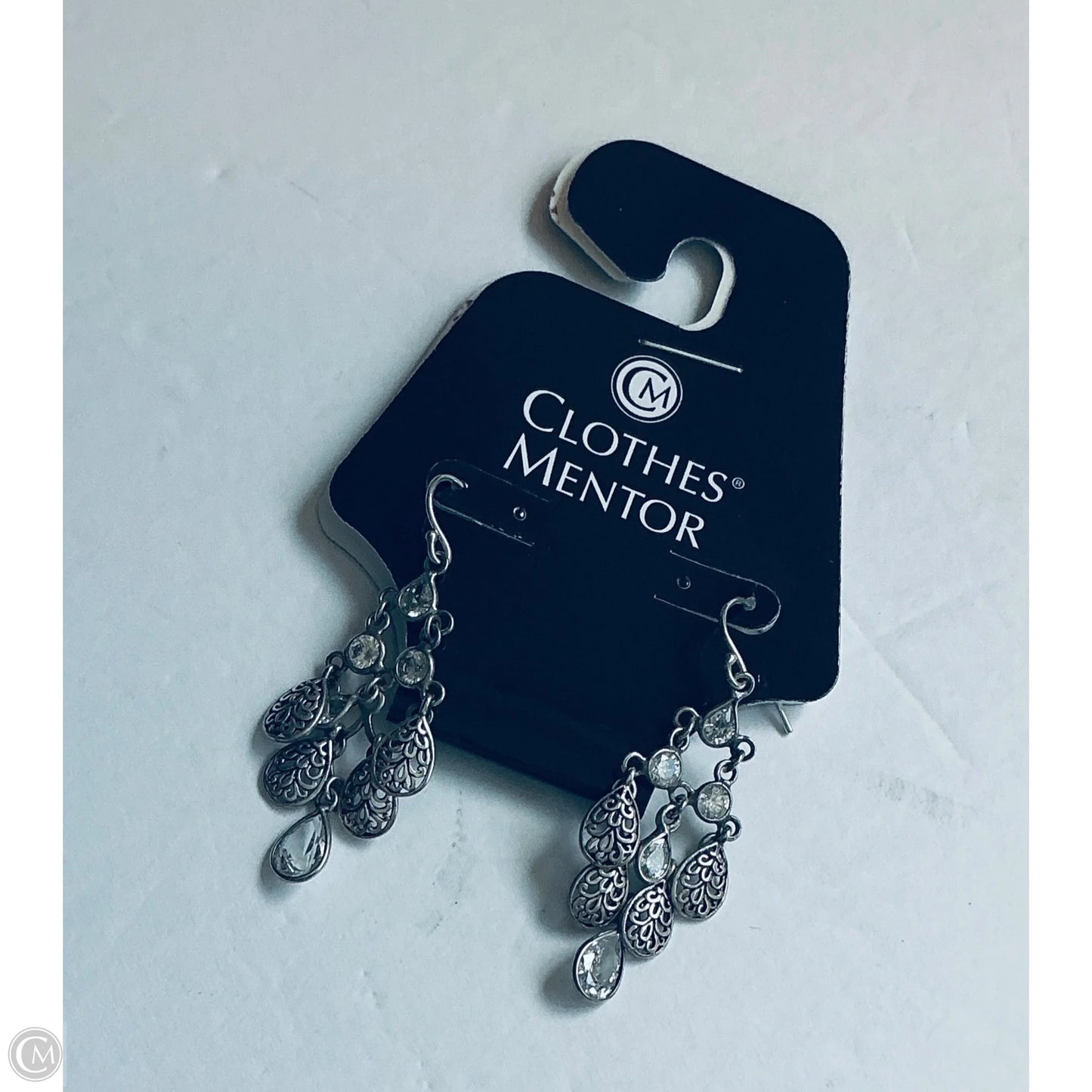 Earrings Dangle/drop By Clothes Mentor