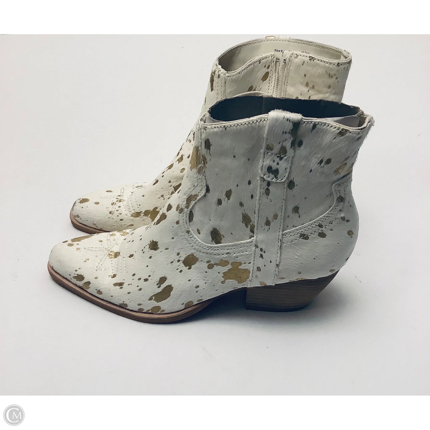 Boots Ankle Heels By Dolce Vita In Animal Print, Size: 9.5