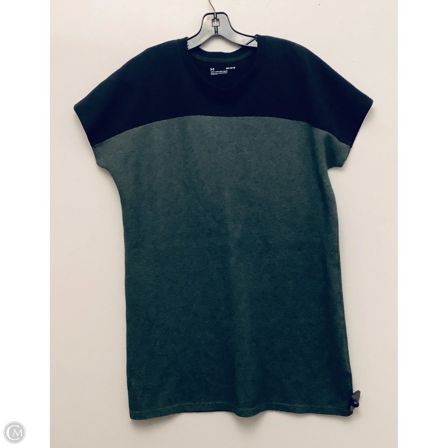 Dress Casual Short By Under Armour In Green, Size: M