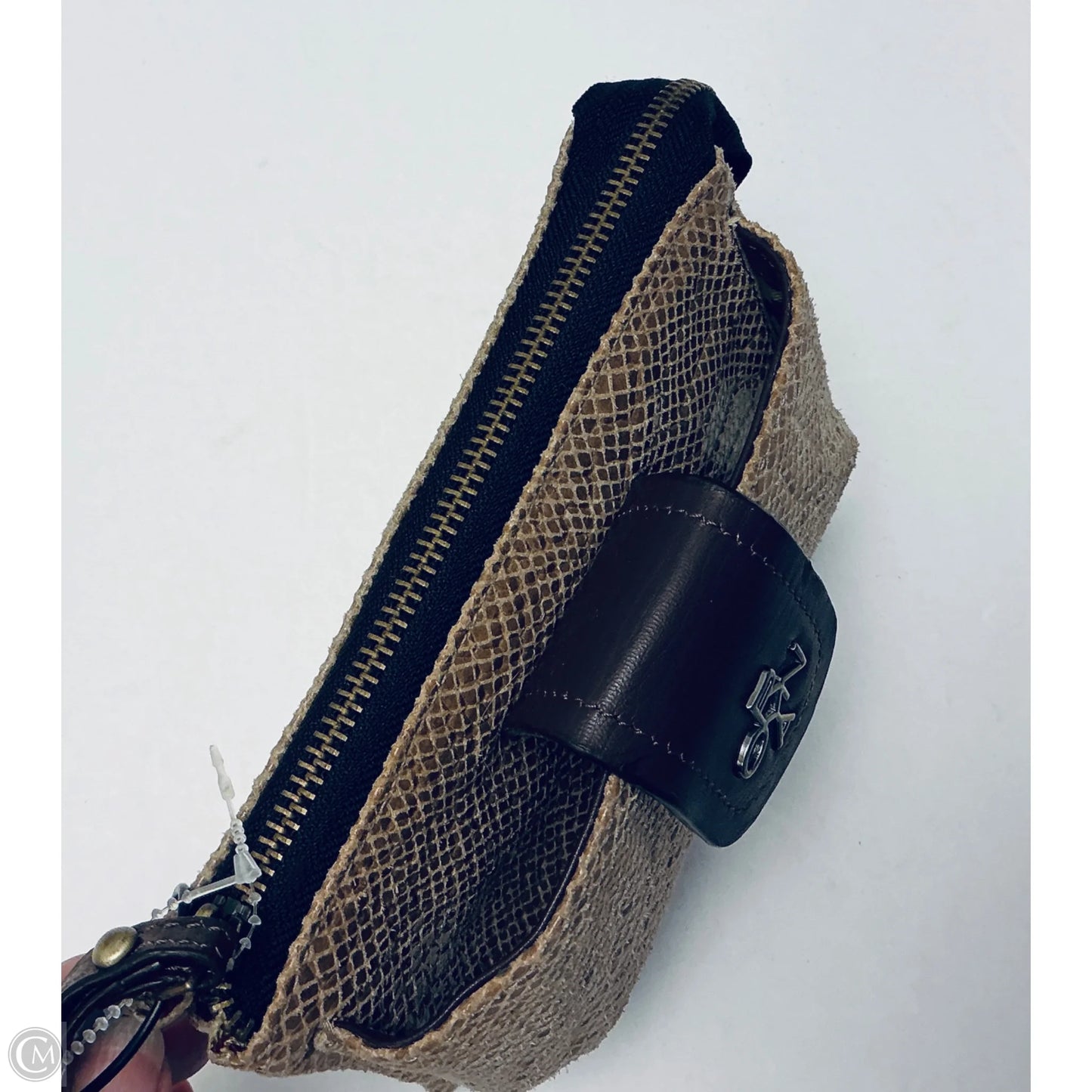 Wallet By Oryany, Size: Large