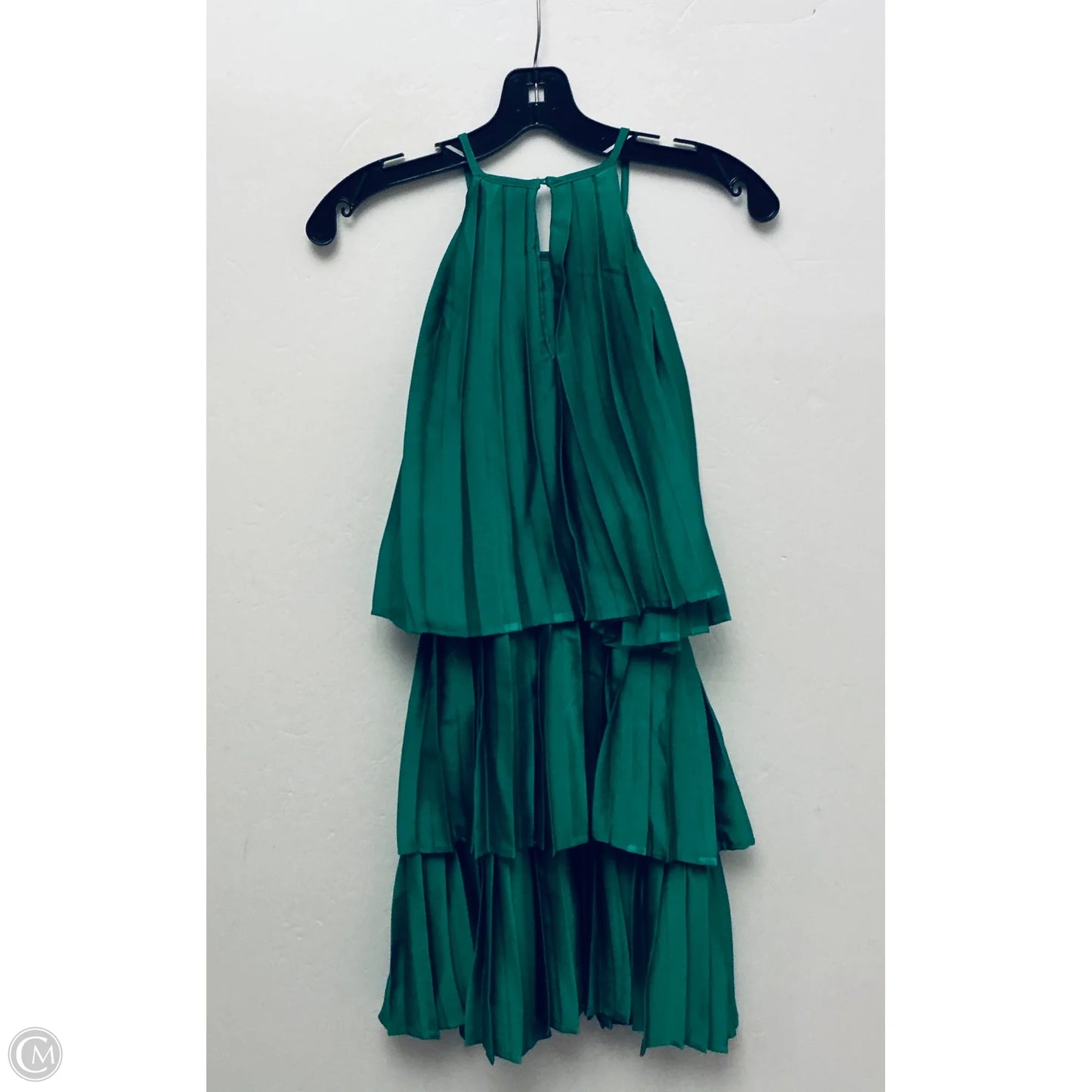 Dress Casual Short By Strut & Bolt In Green, Size: S