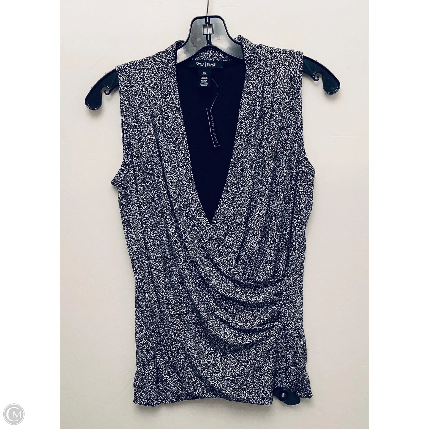 Top Sleeveless By White House Black Market In Black, Size: Xs