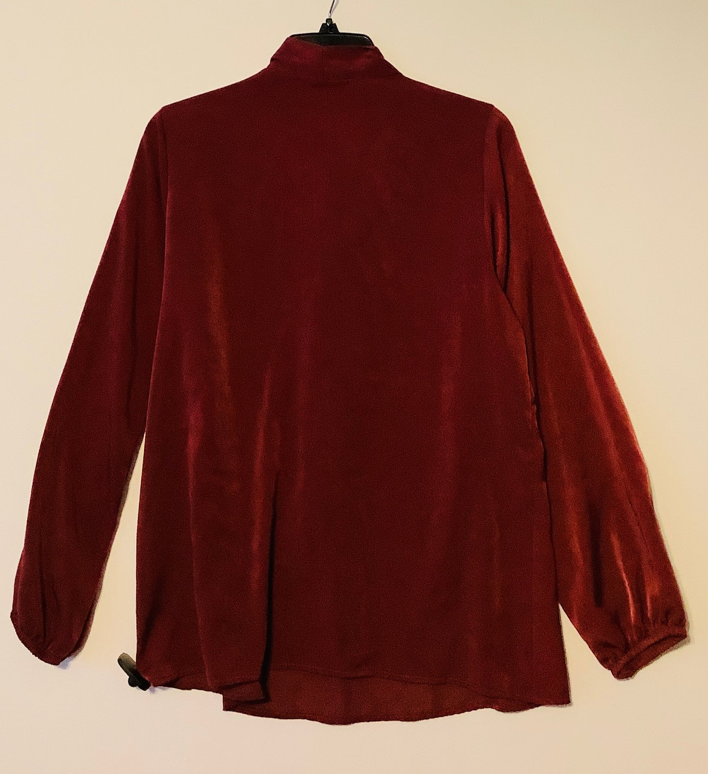 Top Long Sleeve By Clothes Mentor In Maroon, Size: L