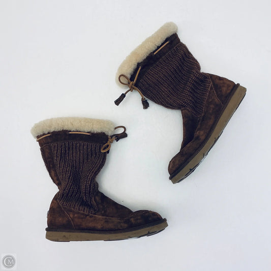 Boots Designer By Ugg In Brown, Size: 9