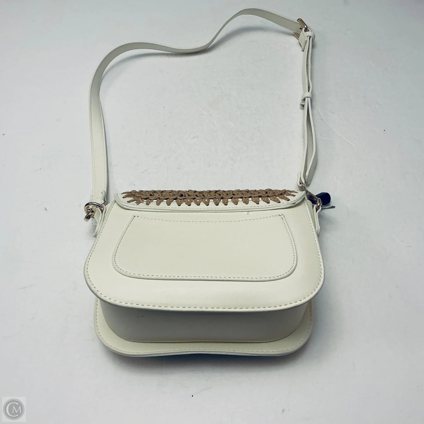 Crossbody By Clothes Mentor, Size: Medium