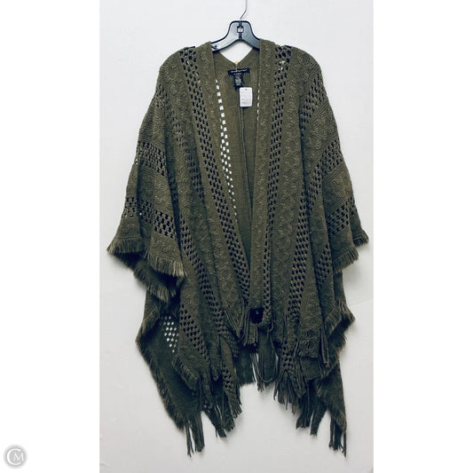 Shawl By Do Everything In Love In Green, Size: Osfm