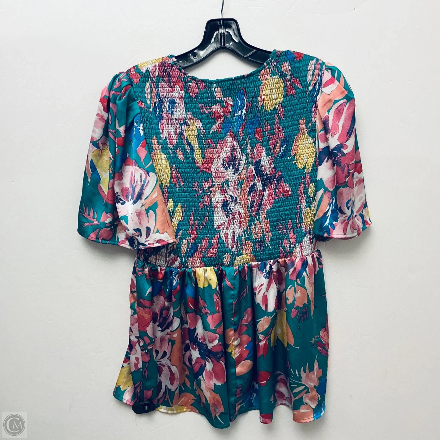 Top Short Sleeve Basic By Jodifl In Green, Size: L