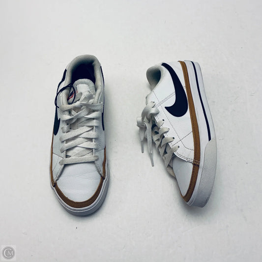 Shoes Sneakers By Nike In White, Size: 6
