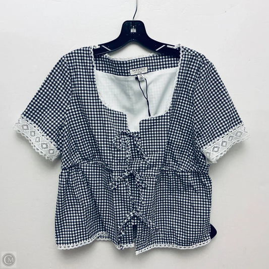 Top Short Sleeve By Bagatelle In Checkered Pattern, Size: L