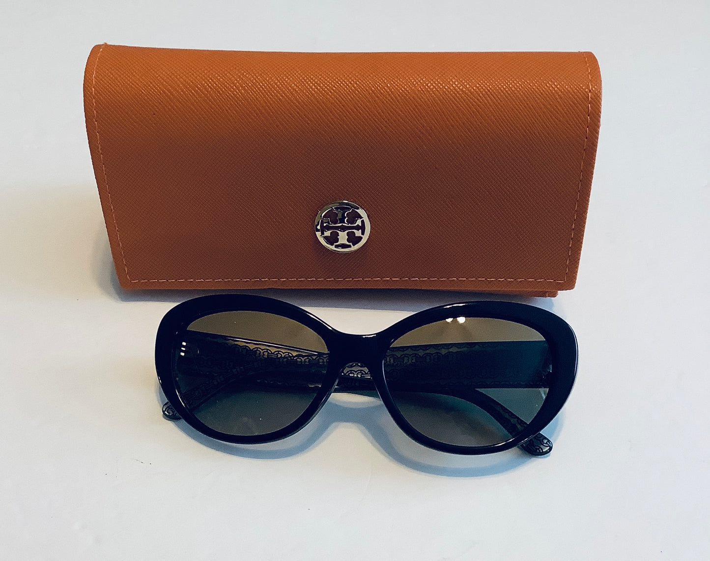 Sunglasses Designer By Tory Burch