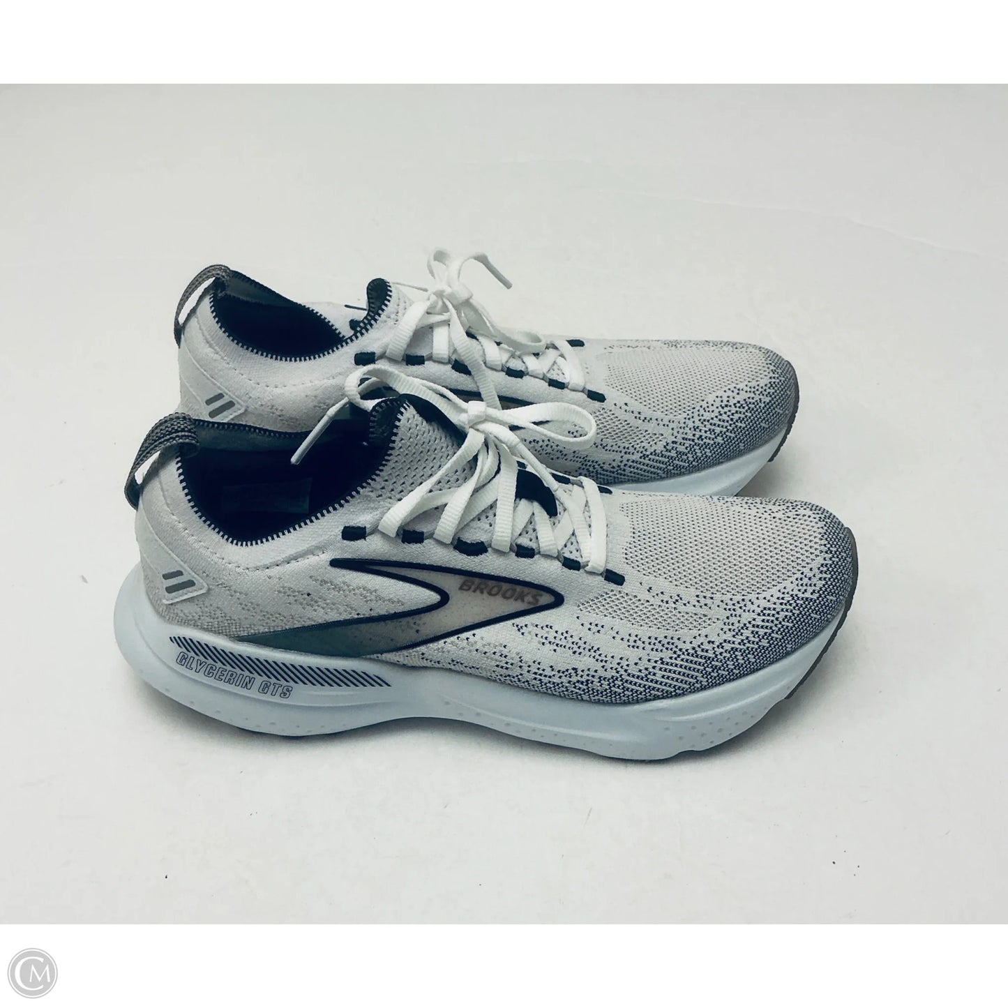Shoes Athletic By Brooks In White, Size: 10