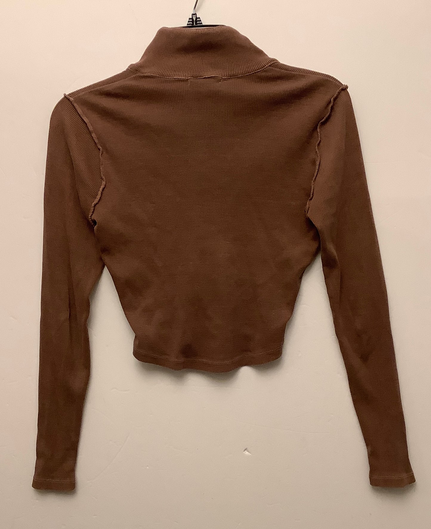 Top Long Sleeve By Full Tilt In Brown, Size: M