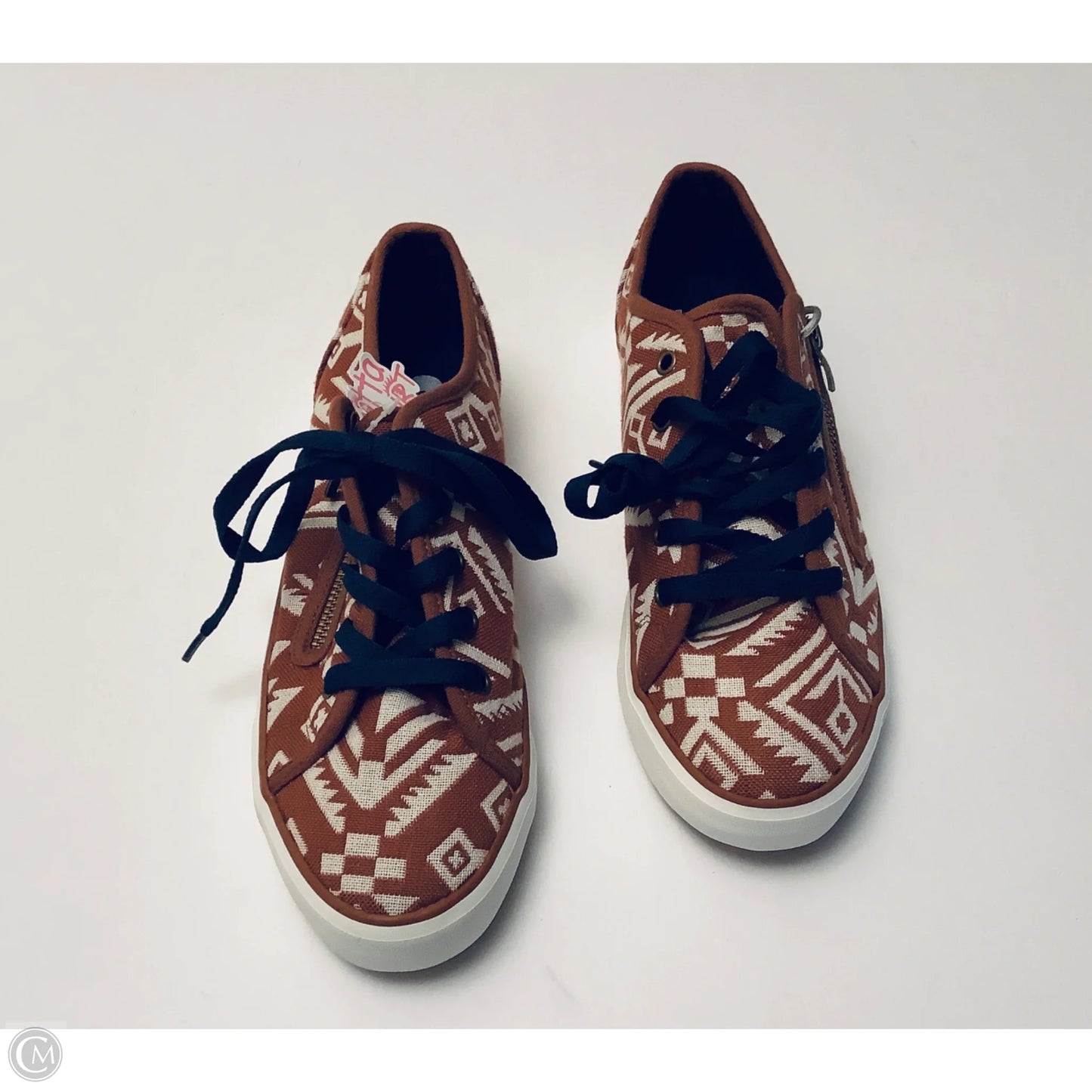 Shoes Sneakers By Cmc In Orange, Size: 10
