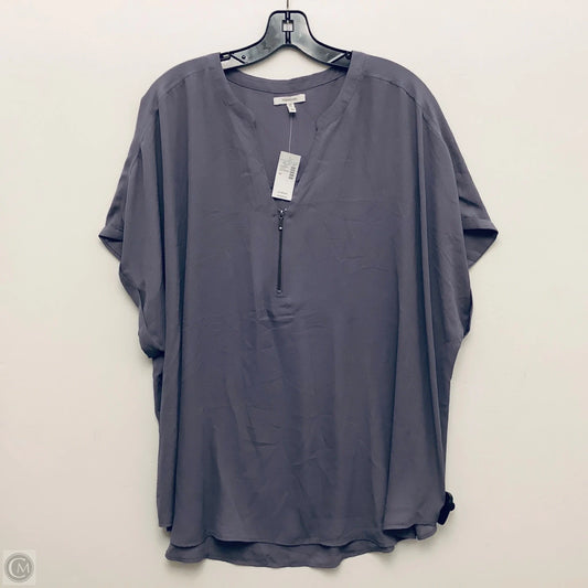Top Short Sleeve By Maurices In Grey, Size: 3x