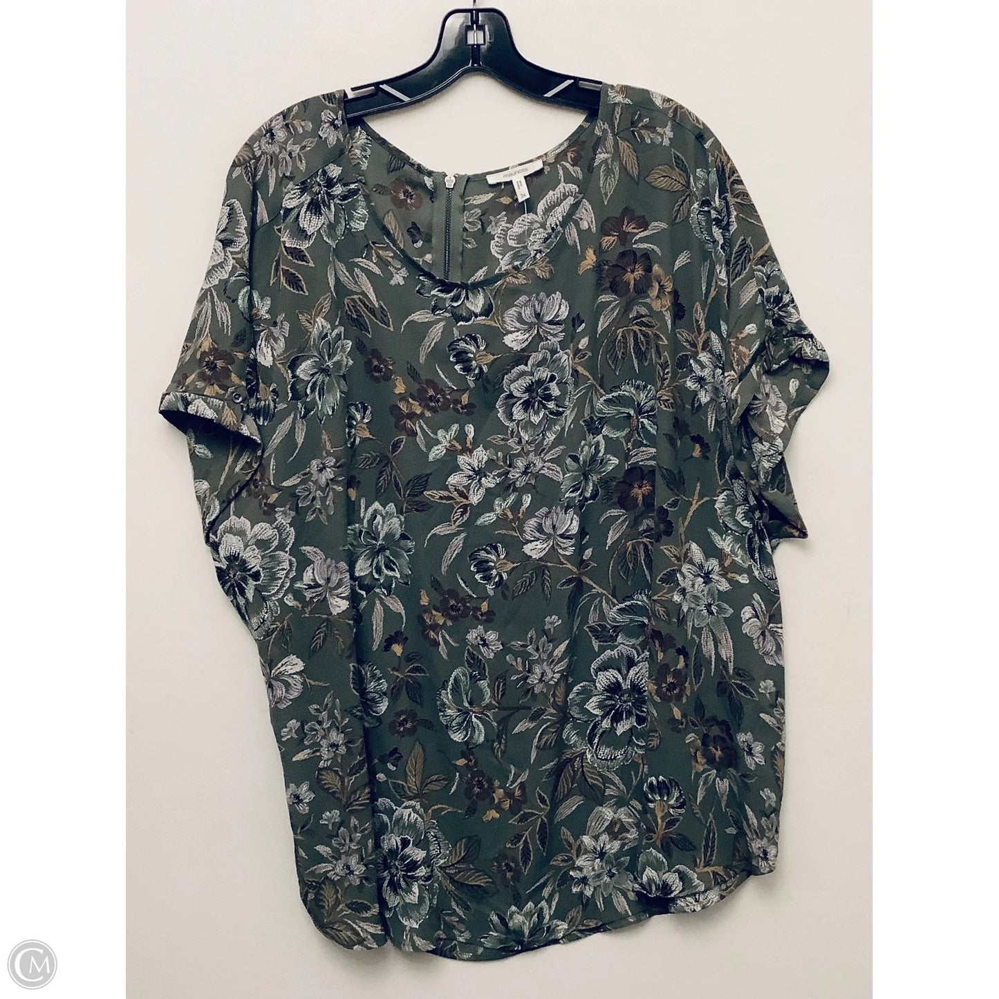 Top Short Sleeve By Maurices In Green, Size: 3x