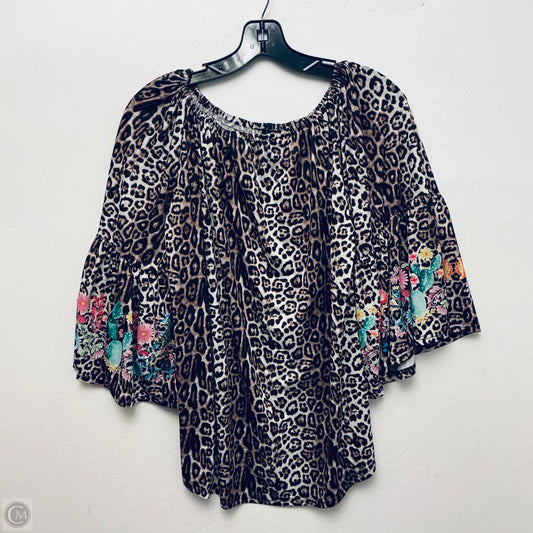 Top Long Sleeve By Clothes Mentor In Animal Print, Size: S