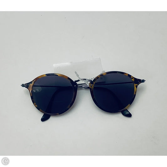 Sunglasses Designer By Ray Ban, Size: Small
