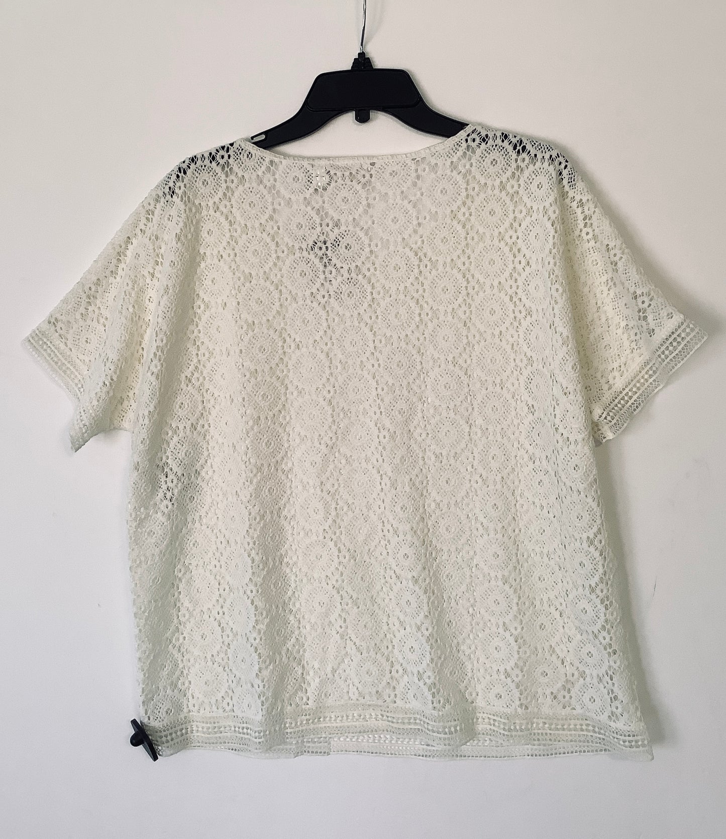 Top Short Sleeve By Chicos In White, Size: M