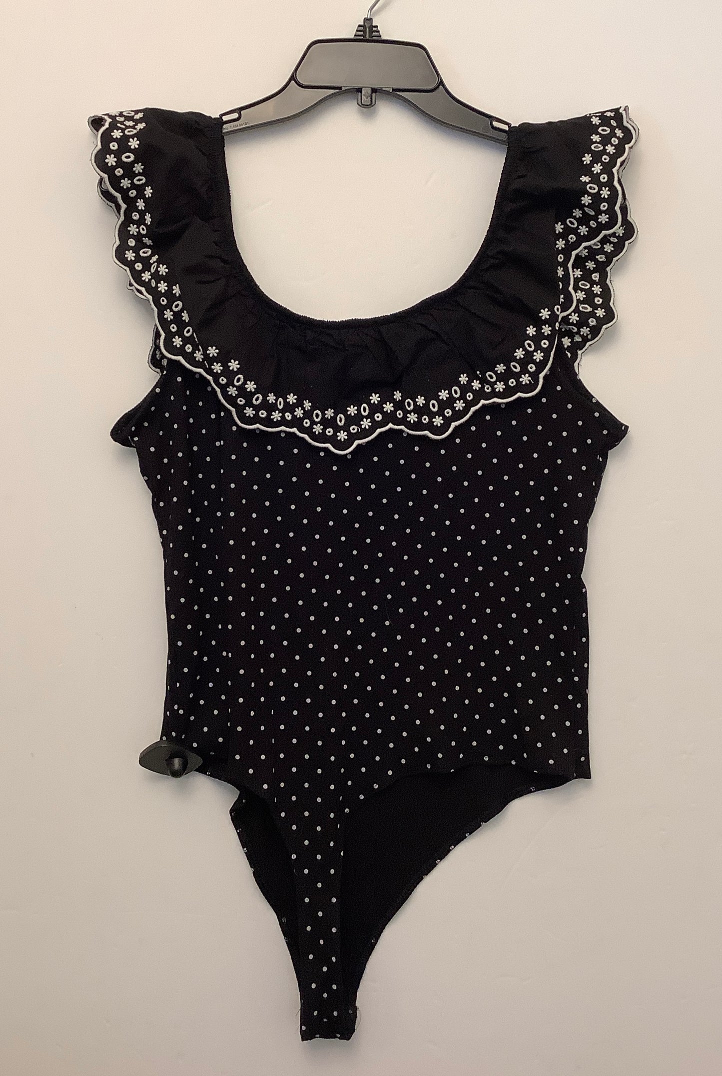 Top Sleeveless By Clothes Mentor In Black, Size: Xl