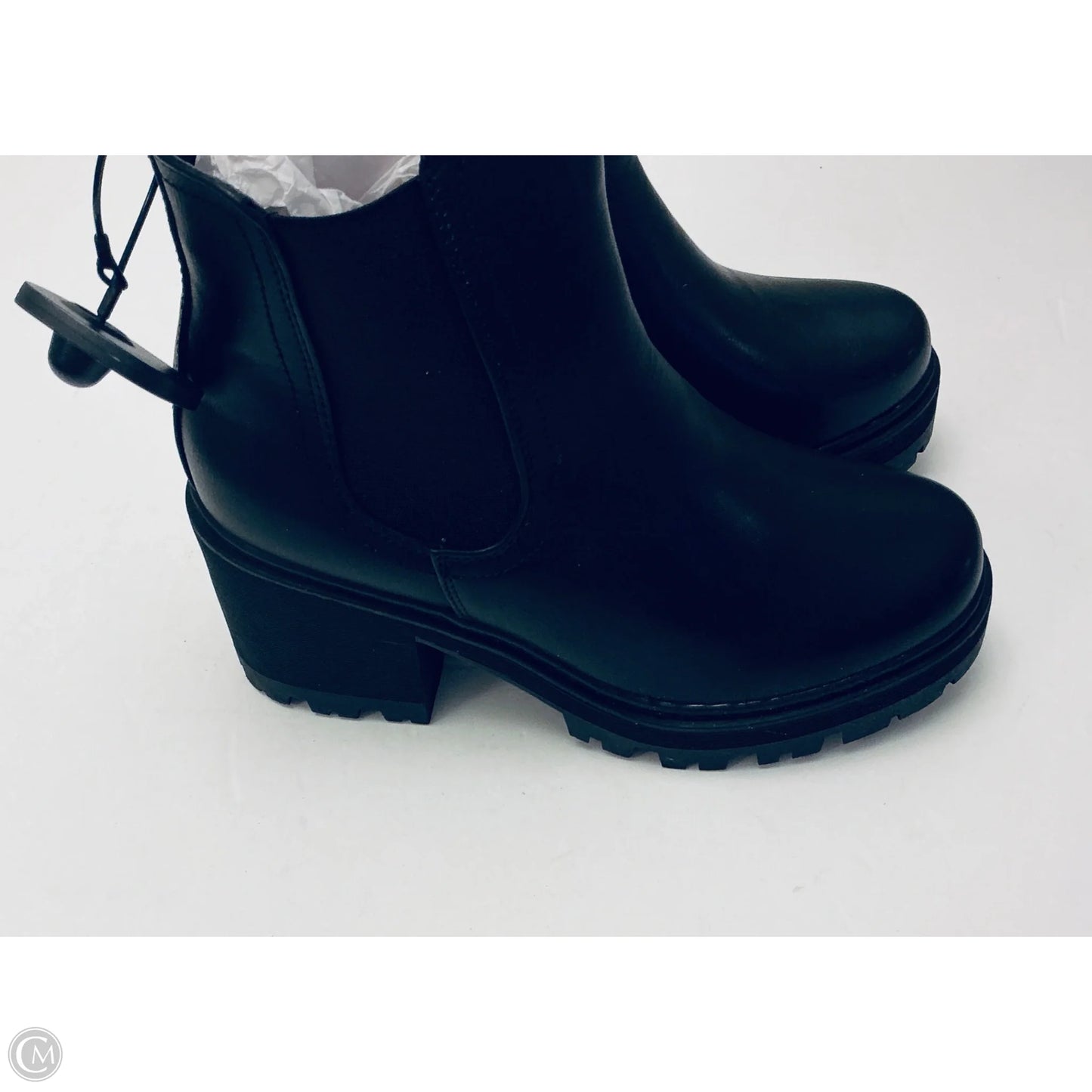 Boots Ankle Heels By Clothes Mentor In Black, Size: 8